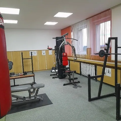 Domov mládeže – 15