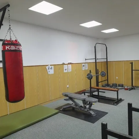 Domov mládeže – 16