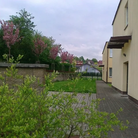 Domov mládeže – 19