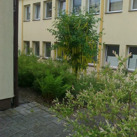 Domov mládeže – 20