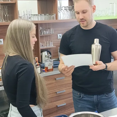 Milan Zaleš opět školí naše barmany