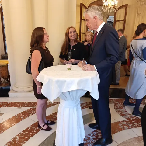 Slavnostní večer na Americké ambasádě v Praze – 4